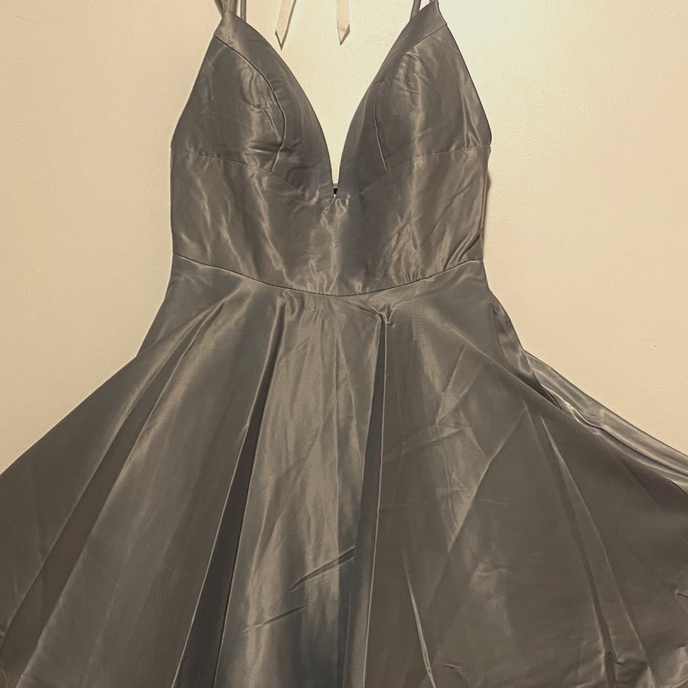 Prima Fashion Dress, Silver I-3x and 3-M size